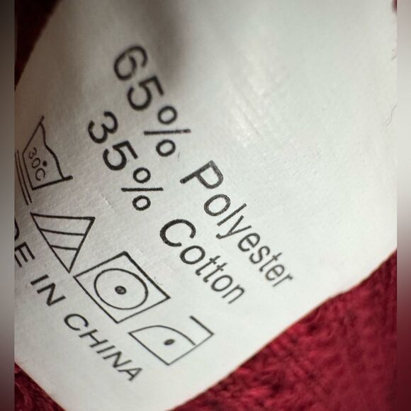 Cardigan top In Burgandy color size XL NWOT - Picture 9 of 10